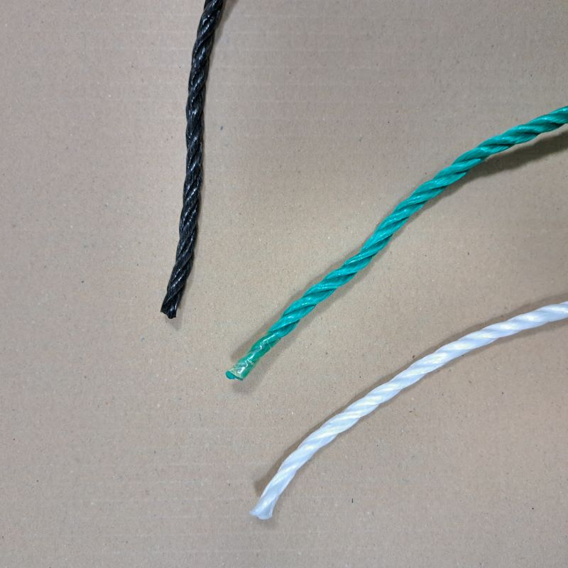 Wit, groen en zwart geslagen touw van 6 mm, stevig en duurzaam