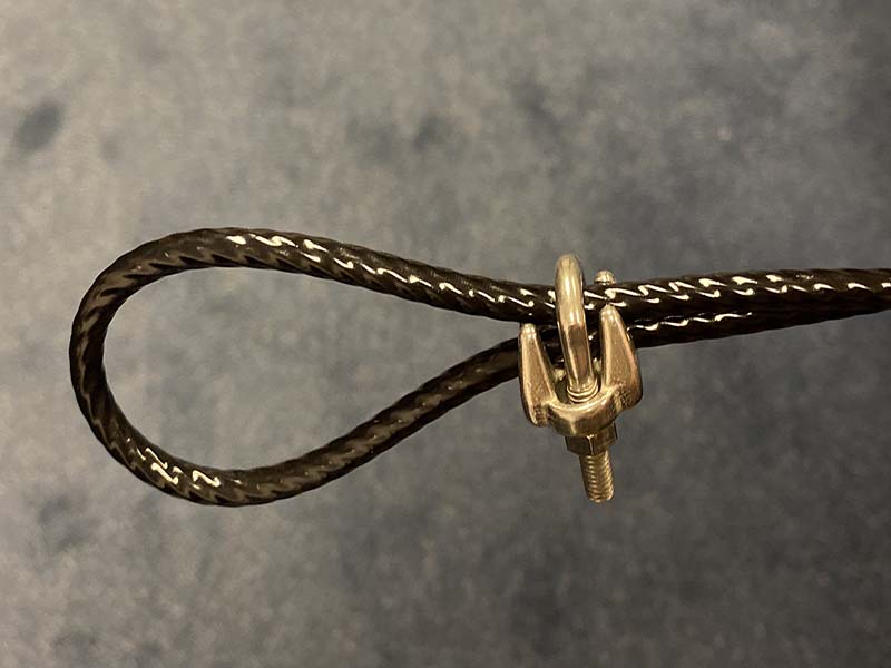 Heb je een staalkabel zonder lussen, gebruik dan deze staalkabelklem.